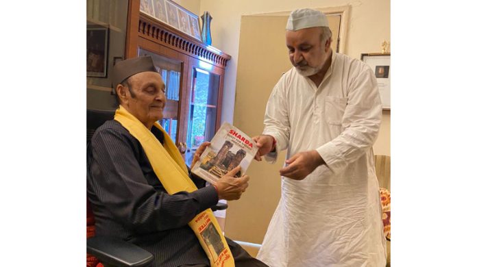 Head of Save Sharda Committee, Ravinder Pandita during a meeting with former Sadar-e-Riyasat, Dr Karan Singh at New Delhi.