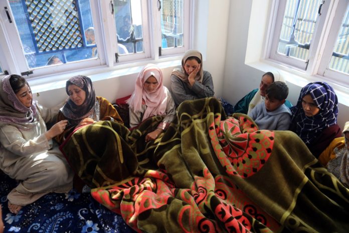 Mehbooba Mufti visiting the slain cop's residence at Tangmarg area of Baramulla. -Excelsior/Aabid Nabi