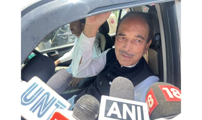 Democratic Progressive Azad Party chief Ghulam Nabi Azad interacting with media persons in Anantnag on Saturday. (UNI)