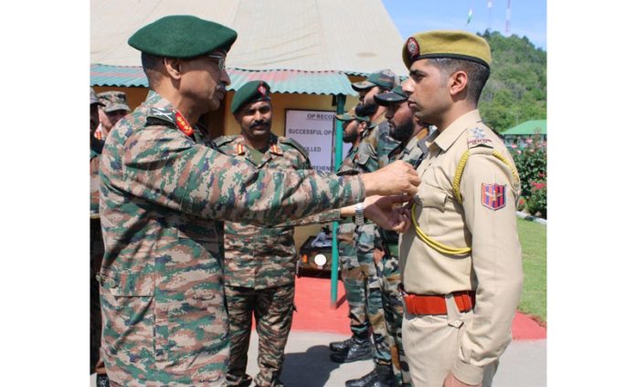 Northern Command chief Lt Gen M V Suchindra Kumar during visit to Victor Force Hqrs on Saturday.