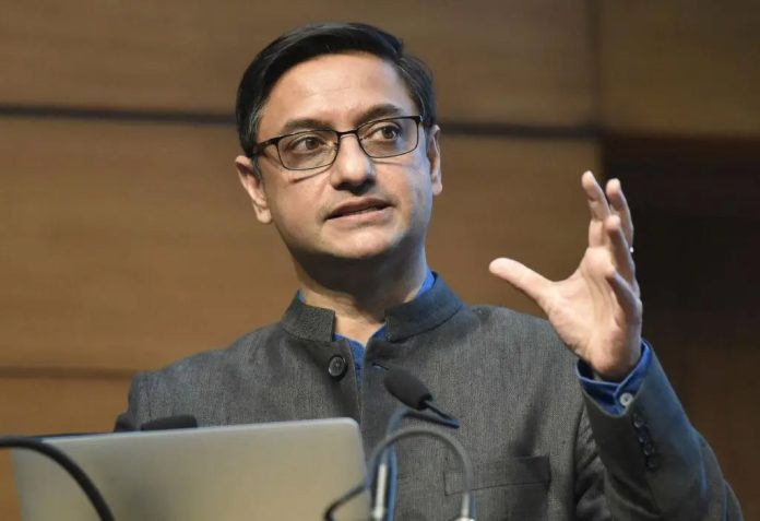 India To Become Usd 4 Trillion Economy In Fy25: Sanyal - Daily Excelsior