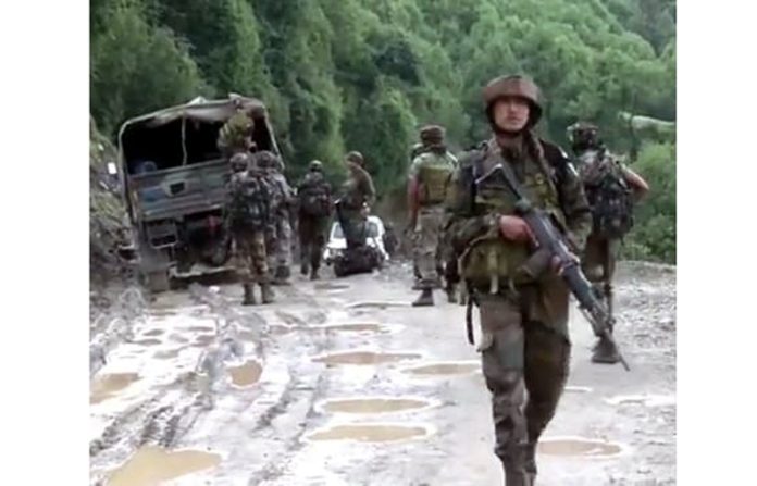 Army carrying out searches at Badnota near Machedi in Billawar area on Tuesday. -Excelsior/Pardeep