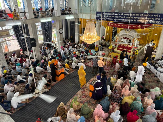 Devotees offering special prayer at Gurdwara Tali Sahib in Jammu to mark Parkash Purab of Sri Guru Hargobind.