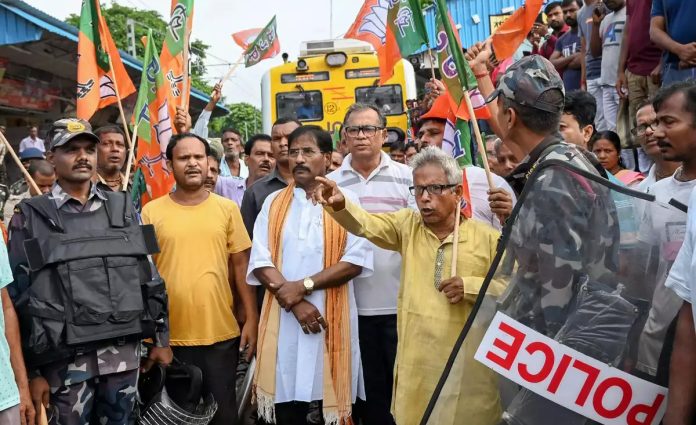 BJP's 12-hour shutdown partly affects life in West Bengal