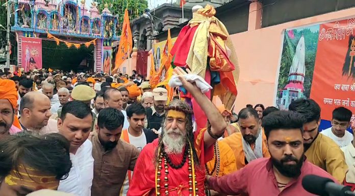 Chhari Mubarak being taken to Shri Budha Amarnath Shrine