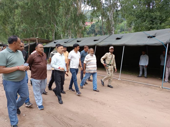 ADC Rajouri visiting base camp for reviewing the yatra arrangements.