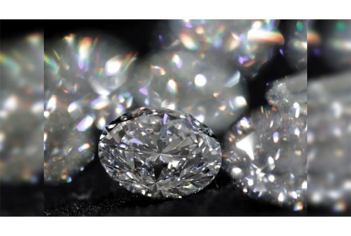 In Surat's dull diamond industry, diamantaire helps families with school fees