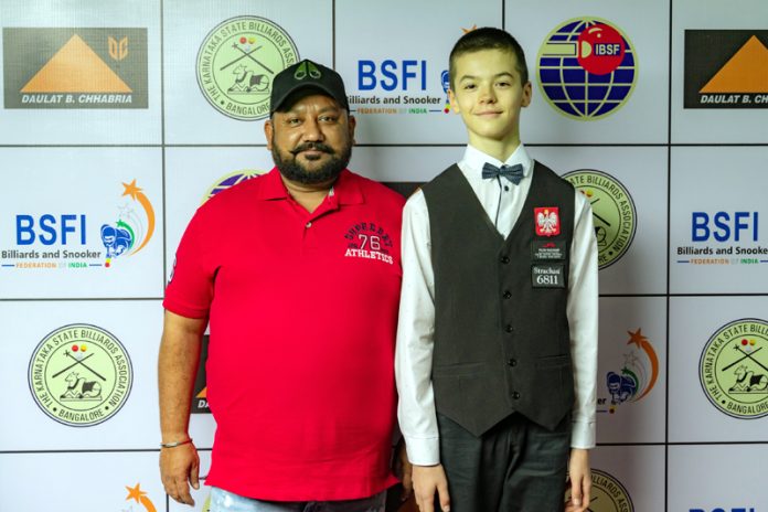 General Secretary, BSAJK Kuldeep Sharma, posing along with Poland’s Michal Szubarczyk.