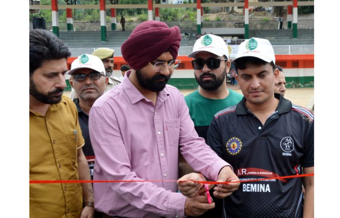 DC Doda Harvinder Singh inaugurating Blind Cricket Tournament under Nasha Mukt Bharat Abhiyan at Doda on Saturday.