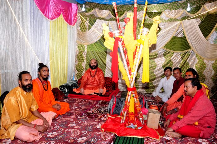 Mahant Deependra Giri Ji and Sadhus performing Puja of Chhari-Mubarak at Chandanwari on Friday.