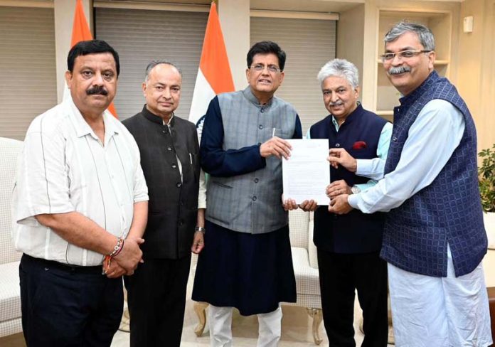 LEAD delegation submitting memorandum to Union Minister Piyush Goyal at New Delhi.