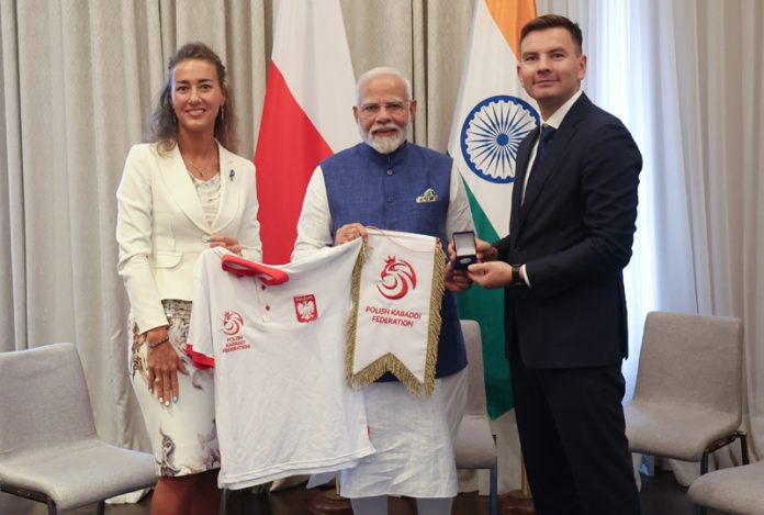 PM Modi holds discussion with former PKL player and Poland kabaddi chief