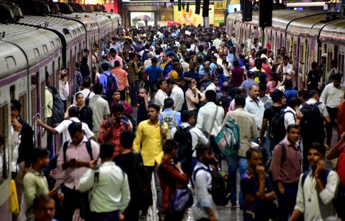 Mumbai Traffic Back On Track After Heavy Rains; Schools Closed After IMD Alert