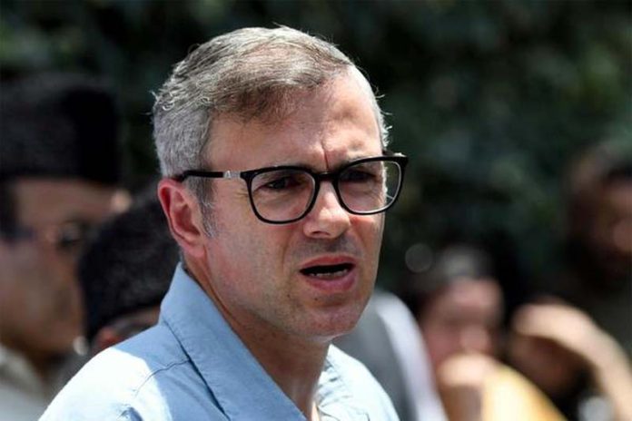 Omar not happy with Cong campaign, asks Gandhi to focus on Jammu