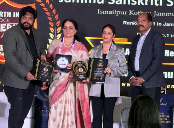 Principal, Vice-Chairperson Rohini Aima, along with Director Operations Sunakshi Anand receiving mementoes.