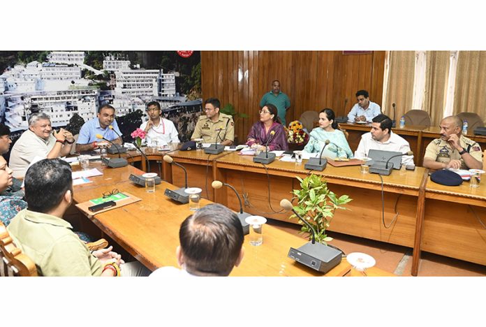 Div Com Ramesh Kumar chairing a meeting at Katra.