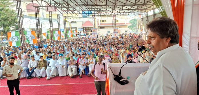 JKPCC working president, Raman Bhalla addressing a public rally in Jammu South.