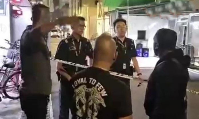 Four Indian-origin men charged for abusing Singapore police