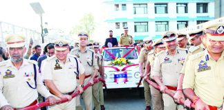 Warm farewell being given to outgoing DGP RR Swain.